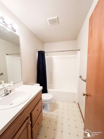 1641 Spruce Court, Bedford Twp, MI 48182