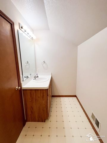 1641 Spruce Court, Bedford Twp, MI 48182