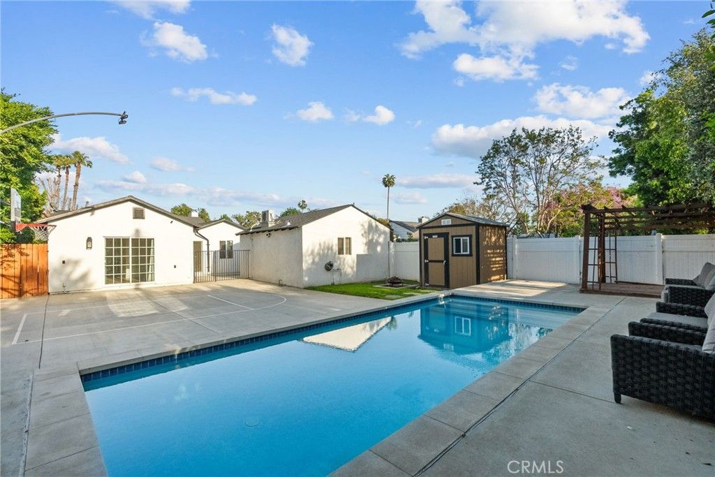 5937 Ranchito, Van Nuys, CA 91401