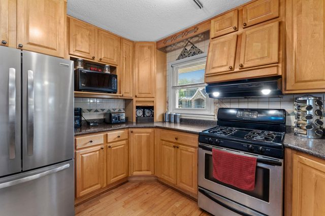 1405 16th Street NW, New Brighton, MN 55112