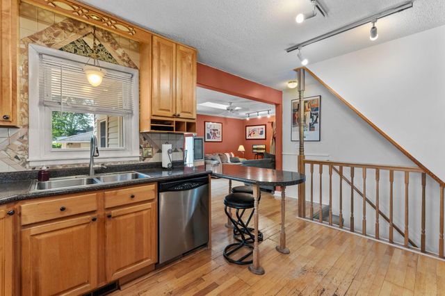 1405 16th Street NW, New Brighton, MN 55112
