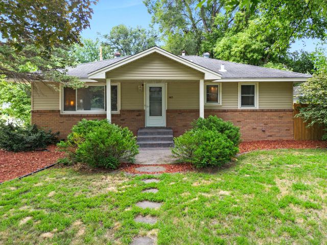 1405 16th Street NW, New Brighton, MN 55112