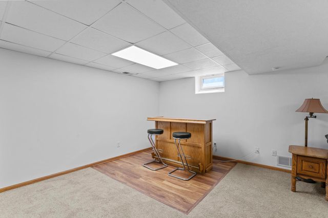 1405 16th Street NW, New Brighton, MN 55112