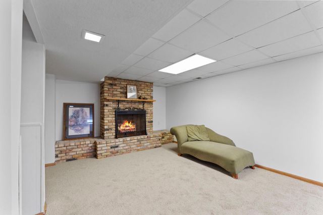 1405 16th Street NW, New Brighton, MN 55112