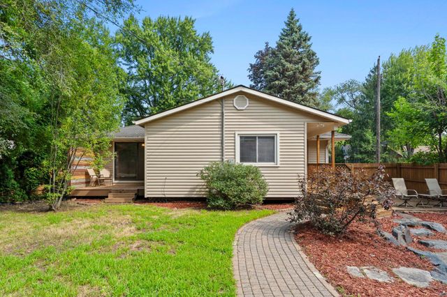 1405 16th Street NW, New Brighton, MN 55112