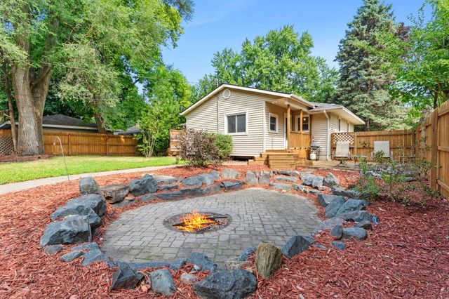 1405 16th Street NW, New Brighton, MN 55112