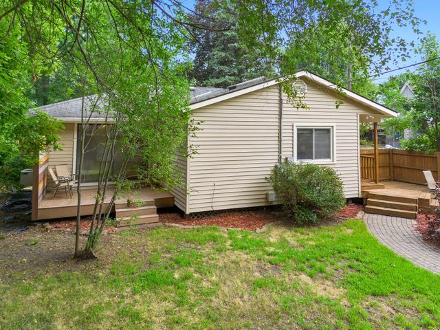 1405 16th Street NW, New Brighton, MN 55112