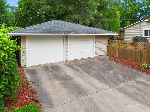 1405 16th Street NW, New Brighton, MN 55112