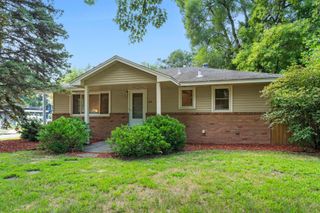 1405 16th Street NW, New Brighton, MN 55112