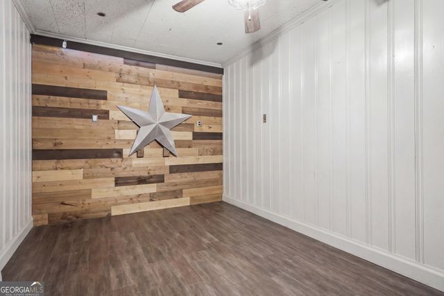 2011 Murray Hill Lane, Albany, GA 31707