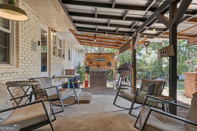 2011 Murray Hill Lane, Albany, GA 31707