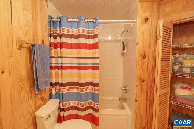 536 REDBUD DR, Stanardsville, VA 22973