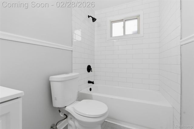 28327 Rosemont Street, Roseville, MI 48066