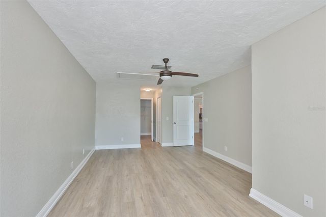 574 BOCA CIEGA POINT BOULEVARD N 2205, St Petersburg, FL 33708