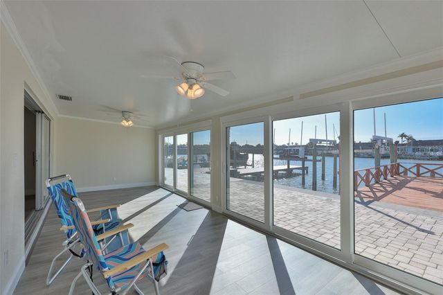 574 BOCA CIEGA POINT BOULEVARD N 2205, St Petersburg, FL 33708