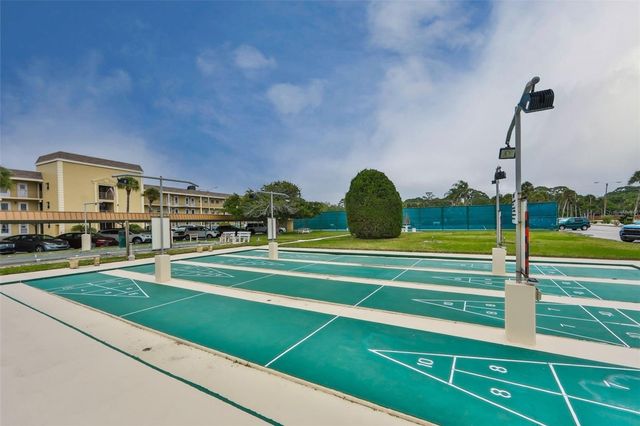 574 BOCA CIEGA POINT BOULEVARD N 2205, St Petersburg, FL 33708