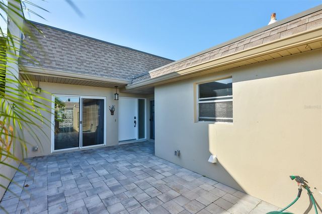 574 BOCA CIEGA POINT BOULEVARD N 2205, St Petersburg, FL 33708