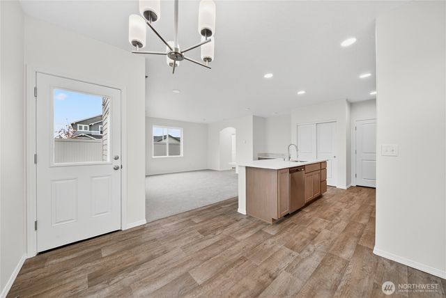 1903 Hickory Road, Moses Lake, WA 98837