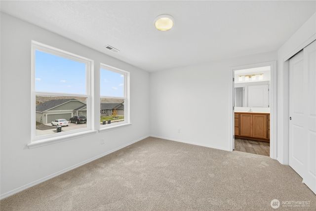1903 Hickory Road, Moses Lake, WA 98837