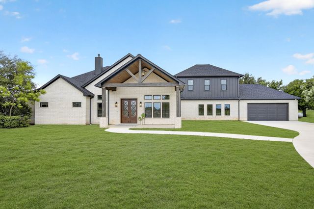 10373 Bobbie Lane, Pilot Point, TX 76258