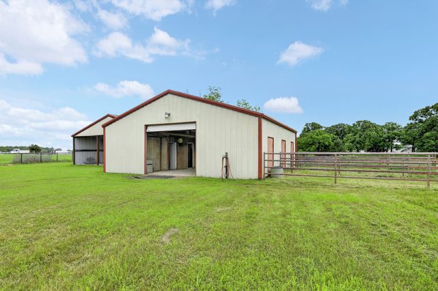 10373 Bobbie Lane, Pilot Point, TX 76258