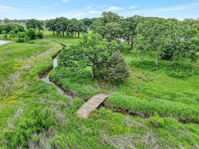 10373 Bobbie Lane, Pilot Point, TX 76258