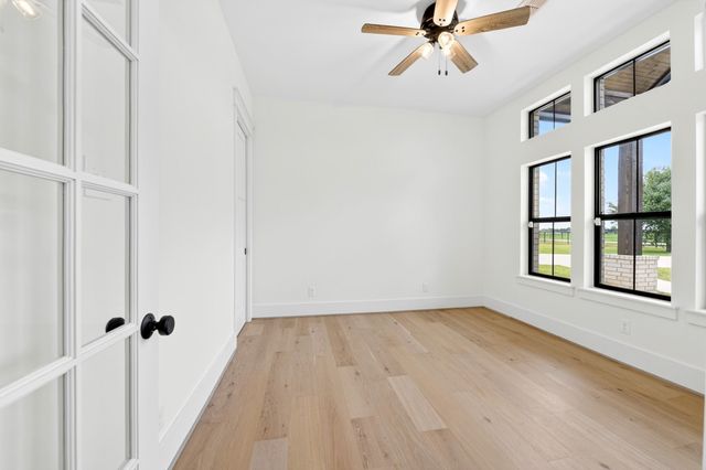 10373 Bobbie Lane, Pilot Point, TX 76258