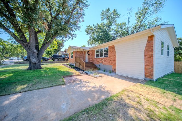 1140 Fair Oaks Drive, Irving, TX 75060