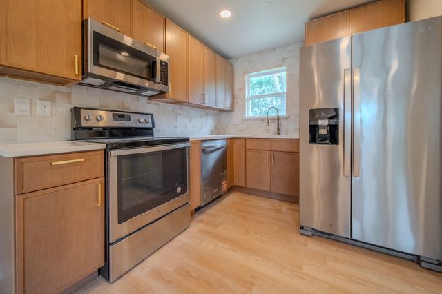 1140 Fair Oaks Drive, Irving, TX 75060