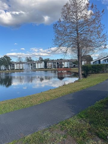 8213 SUN SPRING CIRCLE 61, Orlando, FL 32825