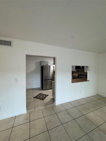 8213 SUN SPRING CIRCLE 61, Orlando, FL 32825