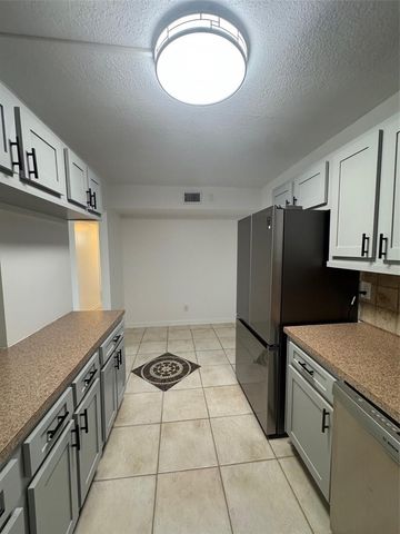 8213 SUN SPRING CIRCLE 61, Orlando, FL 32825