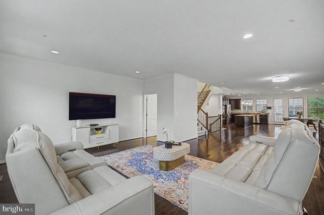 23398 EPPERSON SQ, Brambleton, VA 20148