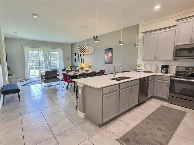 631 OCEAN COURSE AVENUE 1401, Davenport, FL 33896