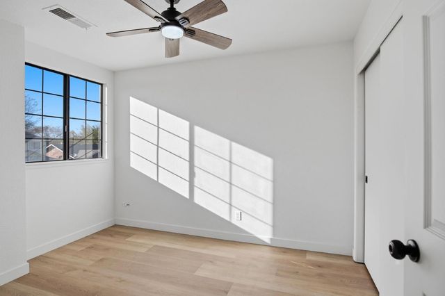 1732 Walpole Dr, Modesto, CA 95358