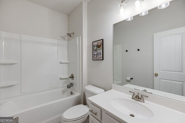 3536 Dockside Shores Drive, Gainesville, GA 30506