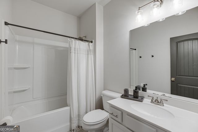 3536 Dockside Shores Drive, Gainesville, GA 30506