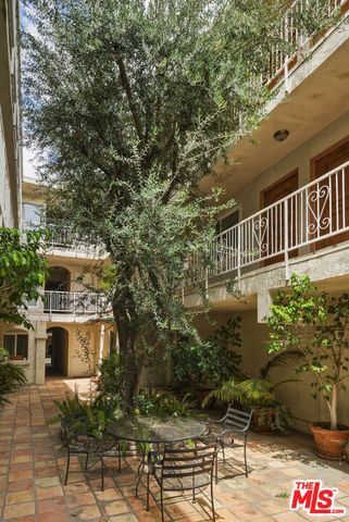 5301 Yarmouth Avenue 10, Encino (los Angeles), CA 91316