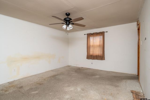 3009 Pin Oak St, Tyler, TX 75702