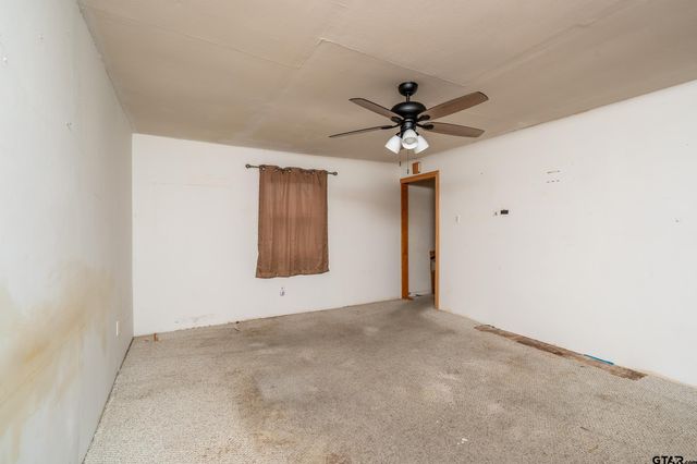 3009 Pin Oak St, Tyler, TX 75702