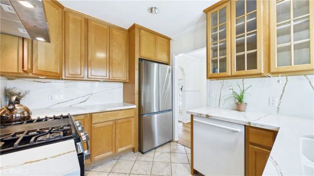 4515 E Vermont, Long Beach, CA 90814