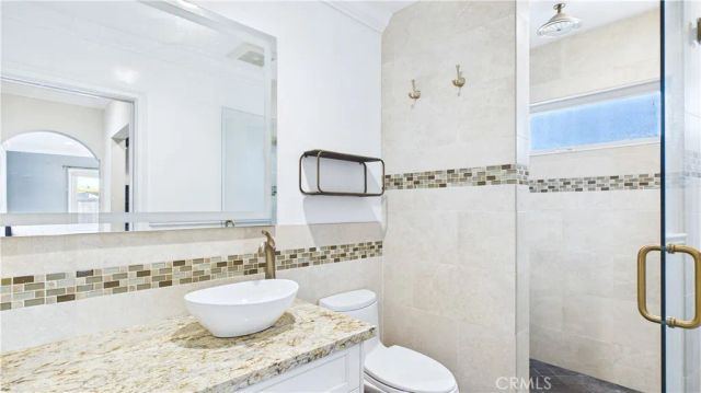 4515 E Vermont, Long Beach, CA 90814