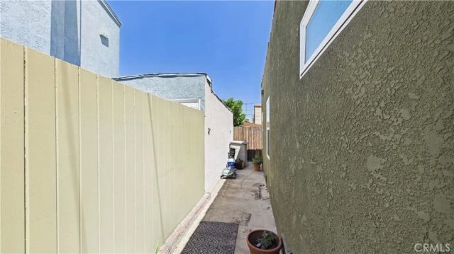 4515 E Vermont, Long Beach, CA 90814