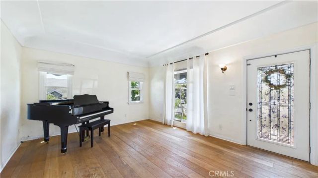 4515 E Vermont, Long Beach, CA 90814