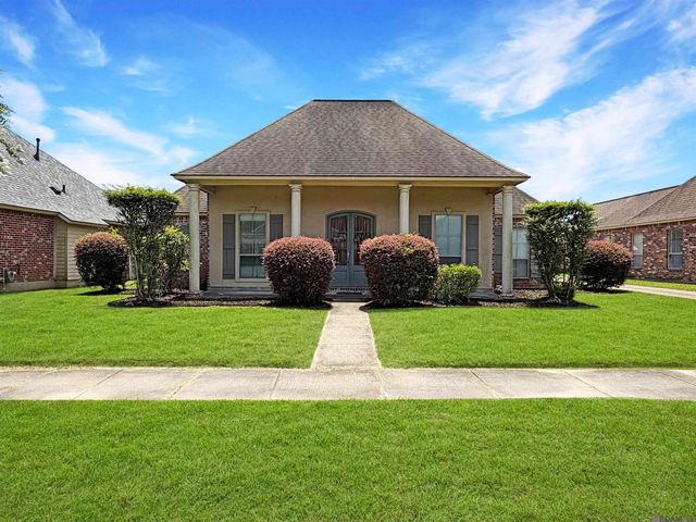 2690 Creek Hollow Ave, Zachary, LA 70791
