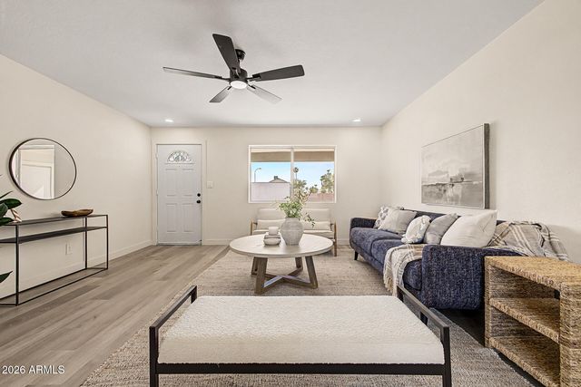 3911 N 87TH Avenue, Phoenix, AZ 85037
