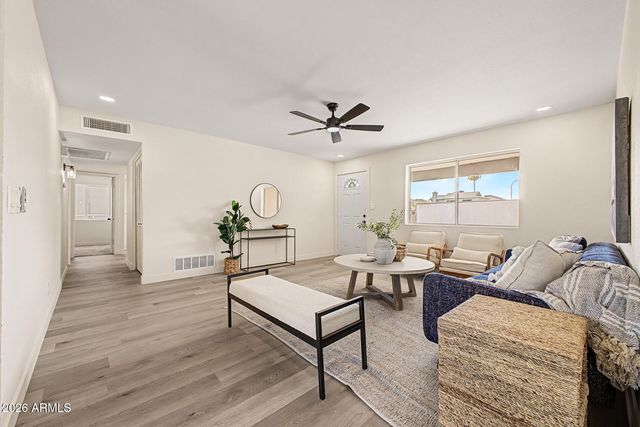 3911 N 87TH Avenue, Phoenix, AZ 85037