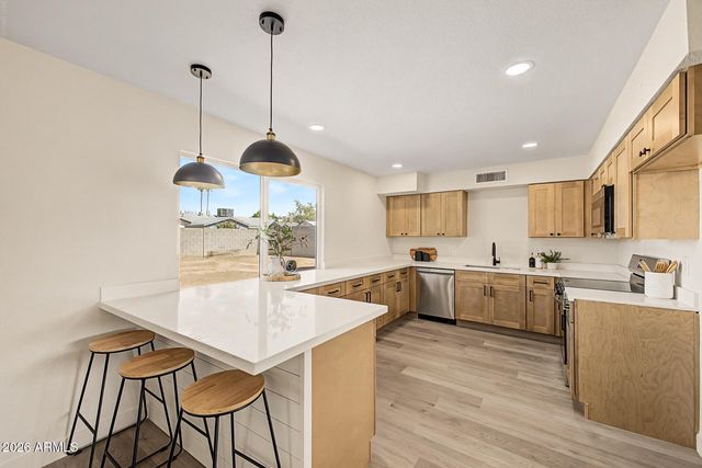 3911 N 87TH Avenue, Phoenix, AZ 85037