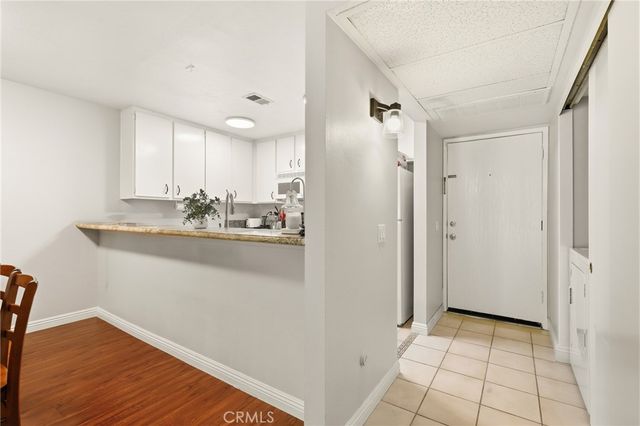 44 Tangelo 298, Irvine, CA 92618
