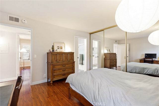 44 Tangelo 298, Irvine, CA 92618